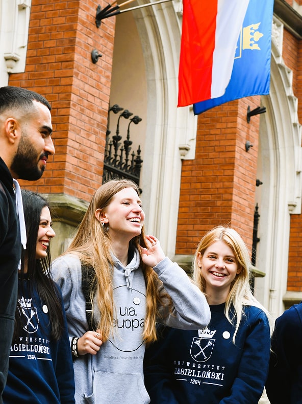 Students in front of the university building